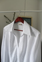 Load image into Gallery viewer, White Shirt
