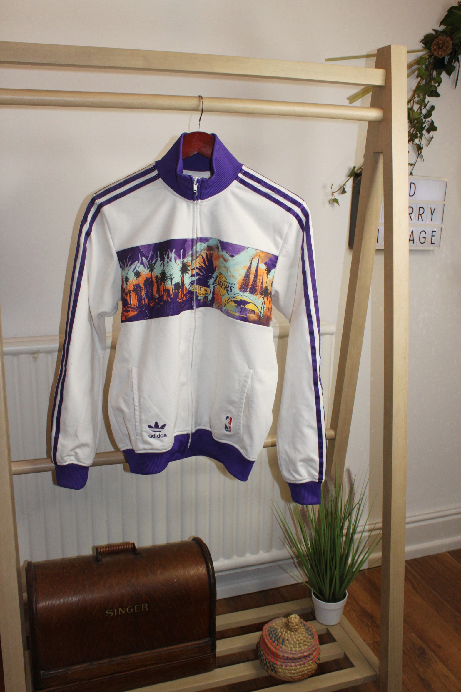2012-13 LA Lakers adidas Track Jacket (L)